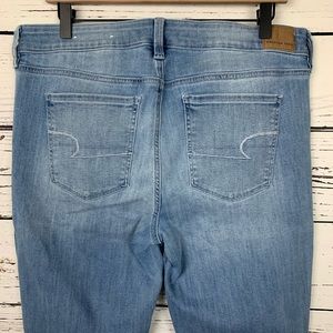 American Eagle Outfitters Jeans - AEO Next Level Stretch Jegging Size 14 Regular American Eagle Outfitters Jeans - AEO Next Level Stretch Jegging Size 14 Regular